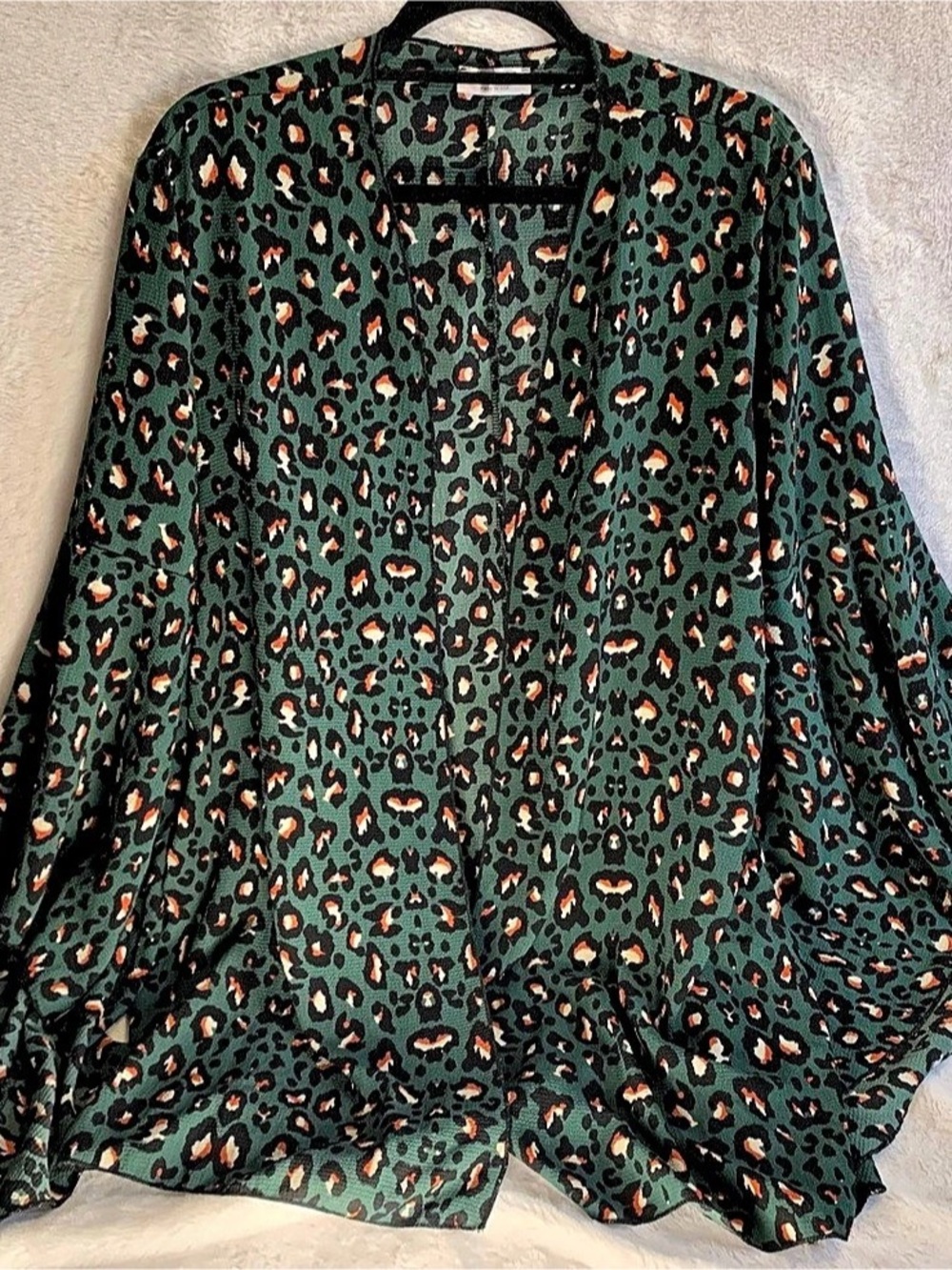 Frumos Green Leopard Print Bell Sleeve Kimono Cardigan Plus Size 1XL